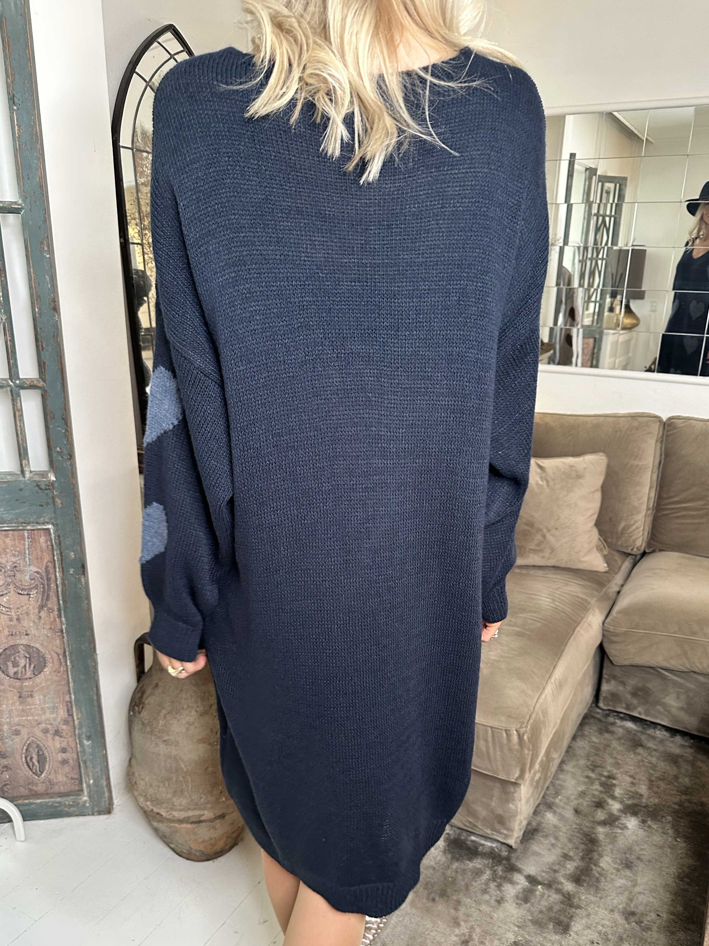 Lela - Strikkjole med hjerter